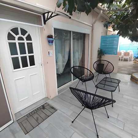 D'hotes - Les Orchidees Bed & Breakfast 3*